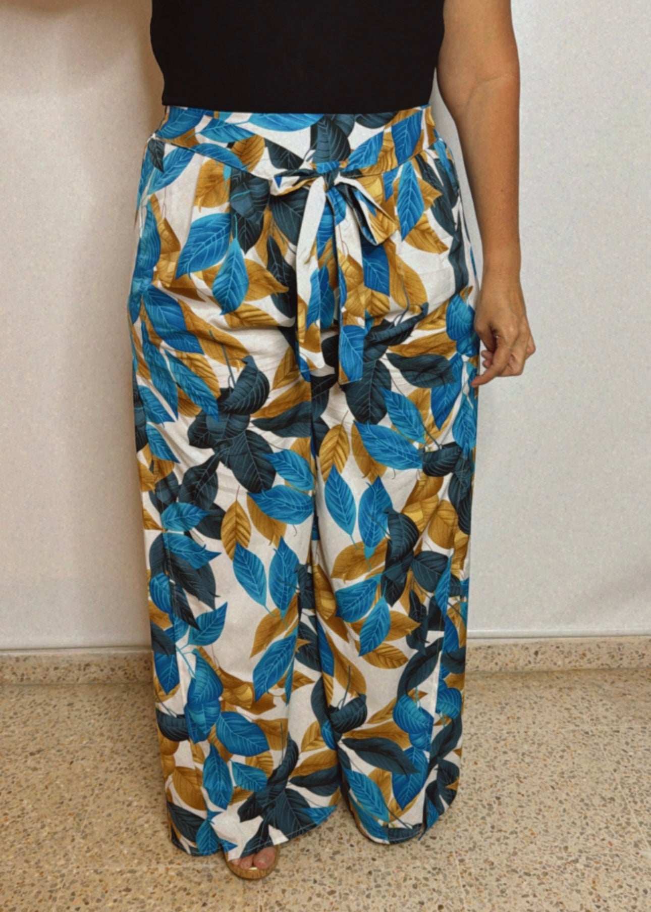 Leaf Printed Wide Pants | Leaf Printed Pants | FIA Boutique`