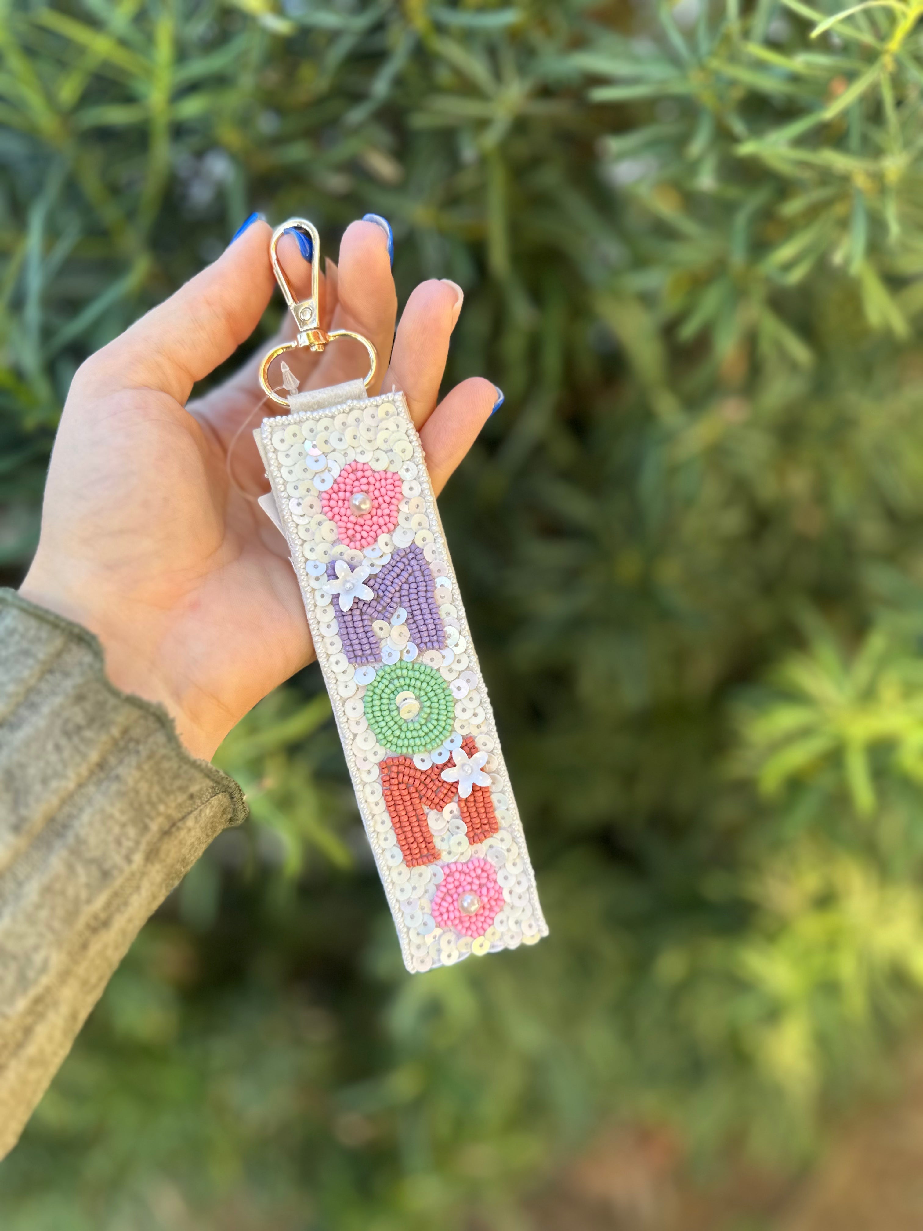 Custom Mom Keychain | Mom Keychain | FIA Boutique
